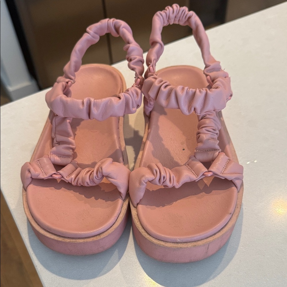Circus by Sam Edelman pink sandals